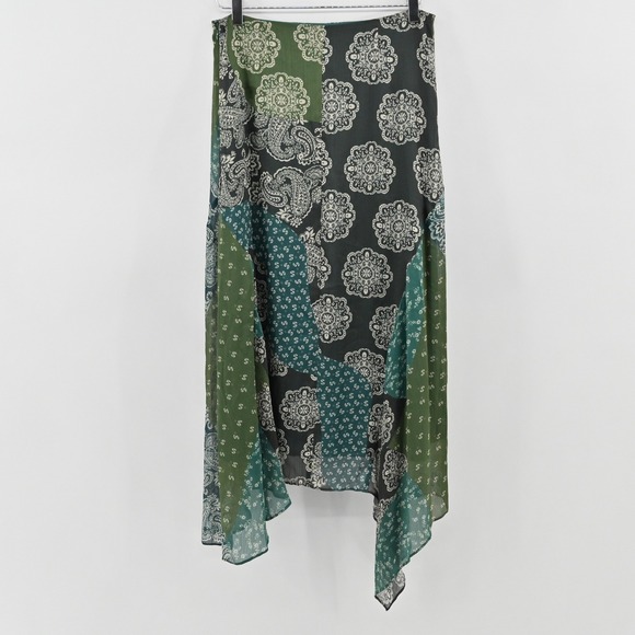 Guess Gene Chiffon Handkerchief Hem Skirt Womens Size M Patchwork Paisley Green - Picture 2 of 14